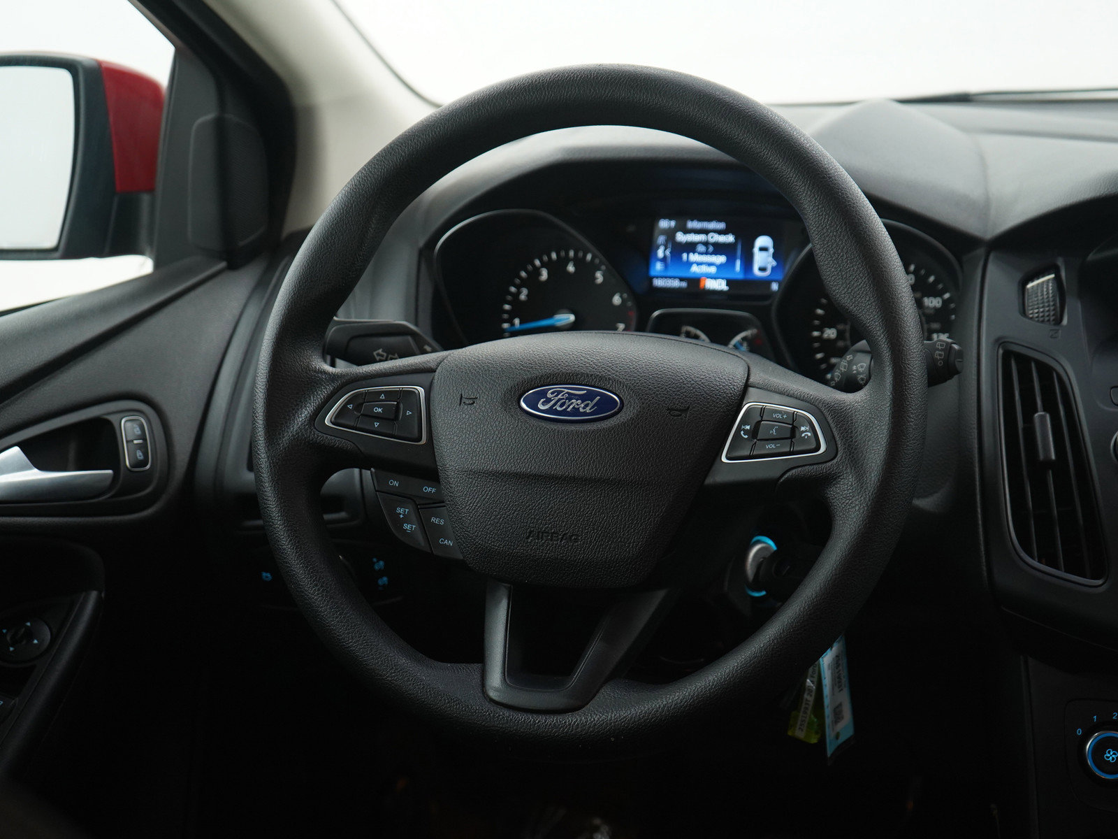 Used 2016 Ford Focus SE image 14