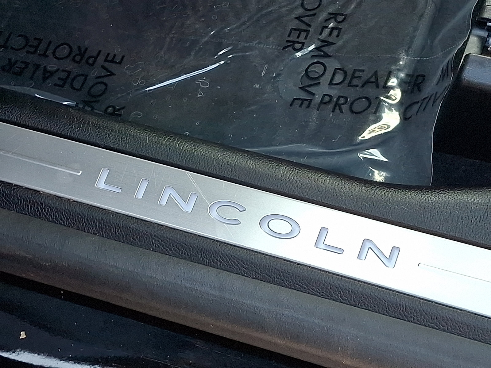 Used 2024 Lincoln Corsair Grand Touring w/ Equipment Group 301A AWD/4WD image 30