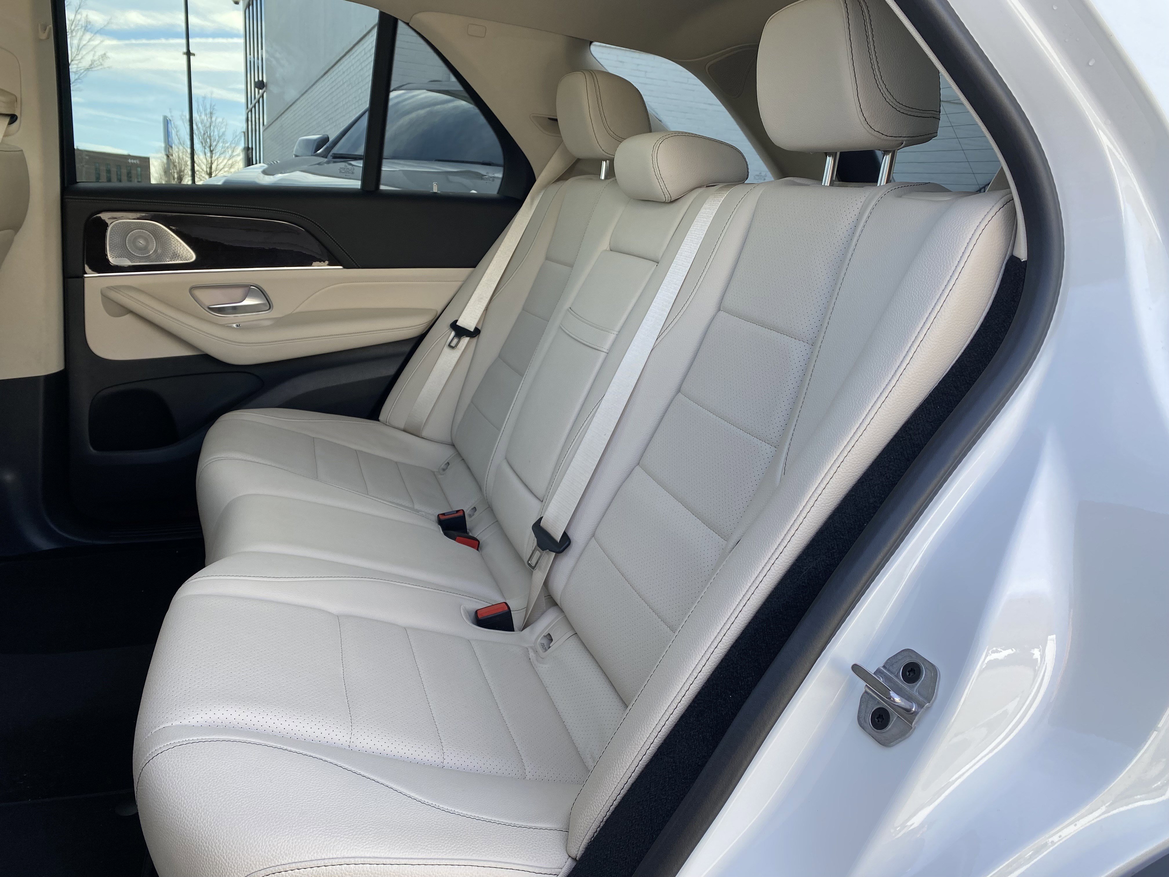 Used 2024 Mercedes-Benz GLE 350 4MATIC image 38