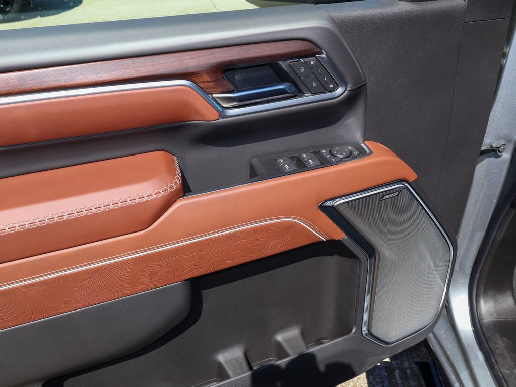 New 2026 GMC Sierra 3500 Denali Ultimate AWD/4WD image 11