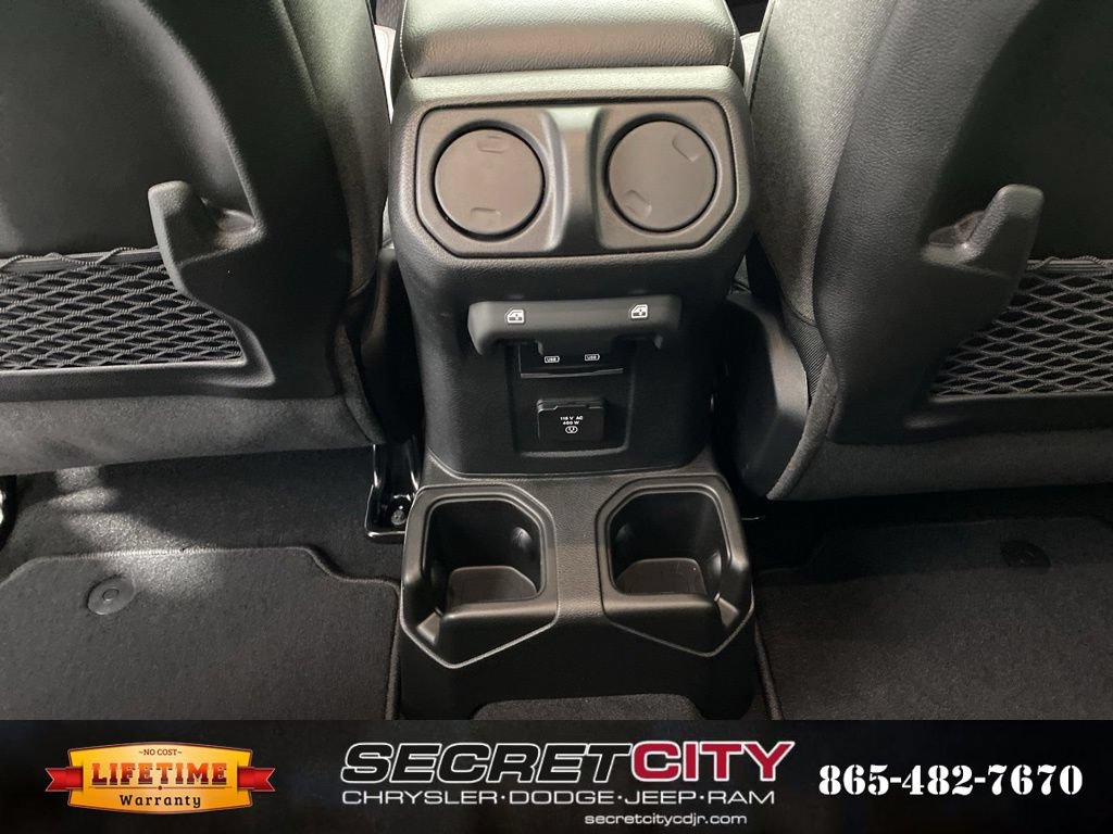 New 2026 Jeep Gladiator Rubicon w/ Steel Power Dome Hood Package AWD/4WD image 29