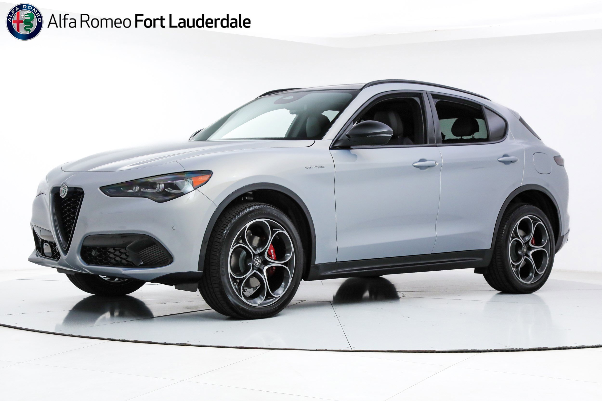 New 2026 Alfa Romeo Stelvio Sprint w/ Convenience Package AWD/4WD image 1