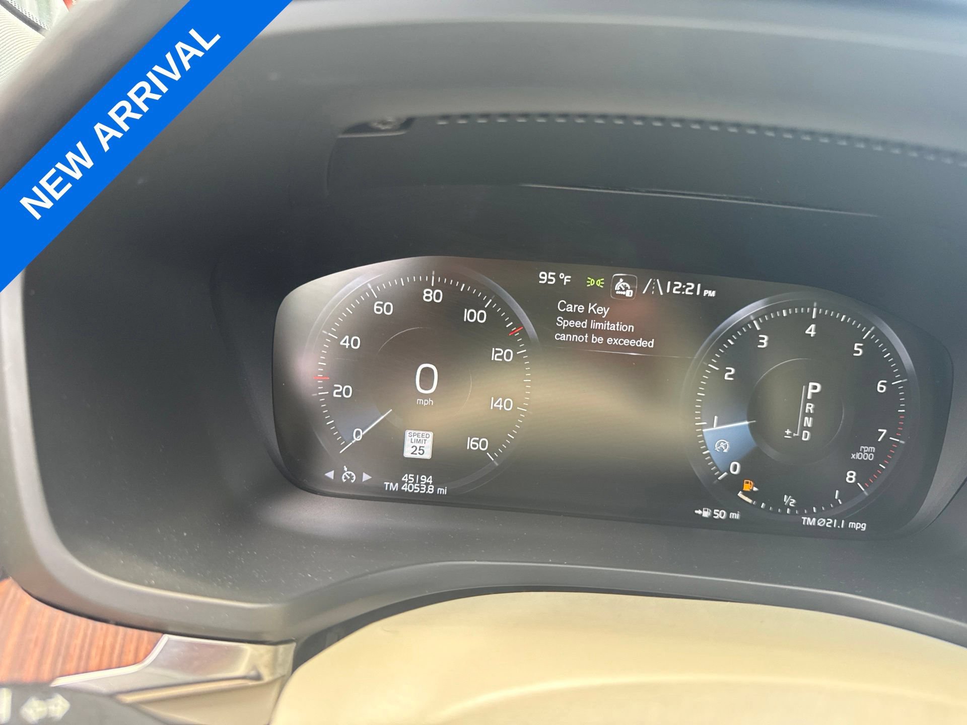 Used 2021 Volvo S60 T6 Momentum w/ Protection Package AWD/4WD image 7
