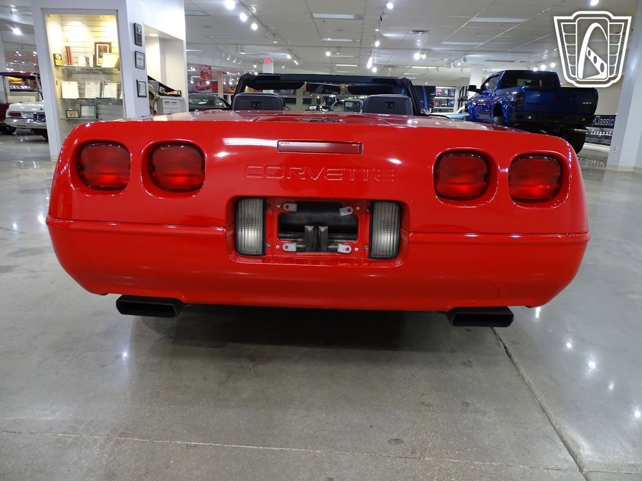 Used 1992 Chevrolet Corvette Convertible RWD image 13