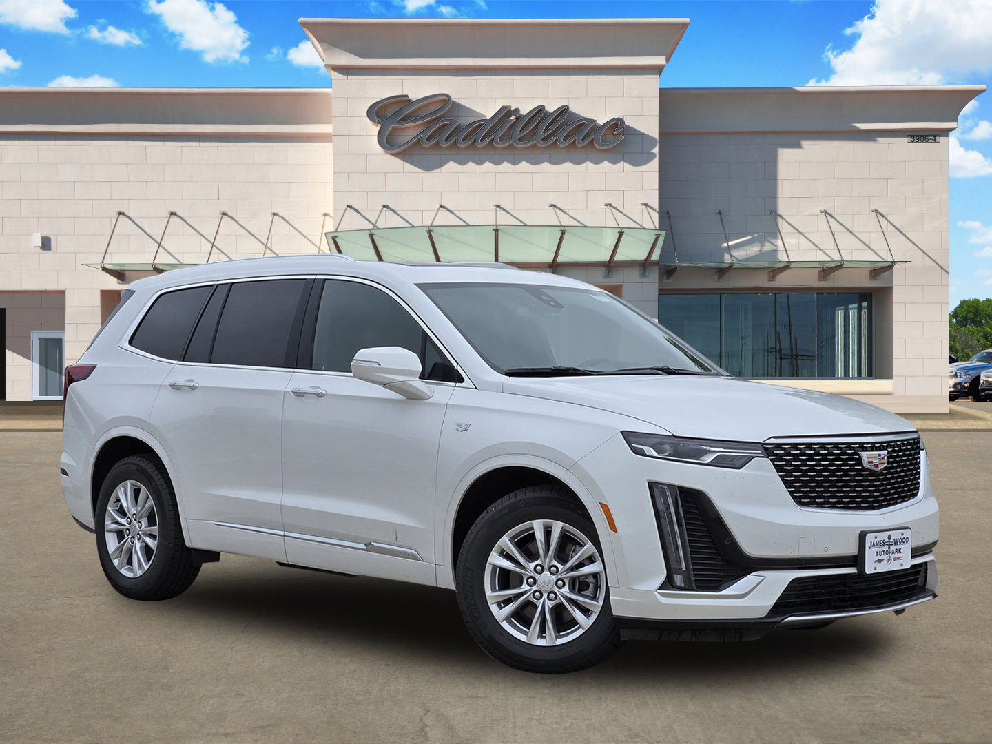 New 2025 Cadillac XT6 Luxury