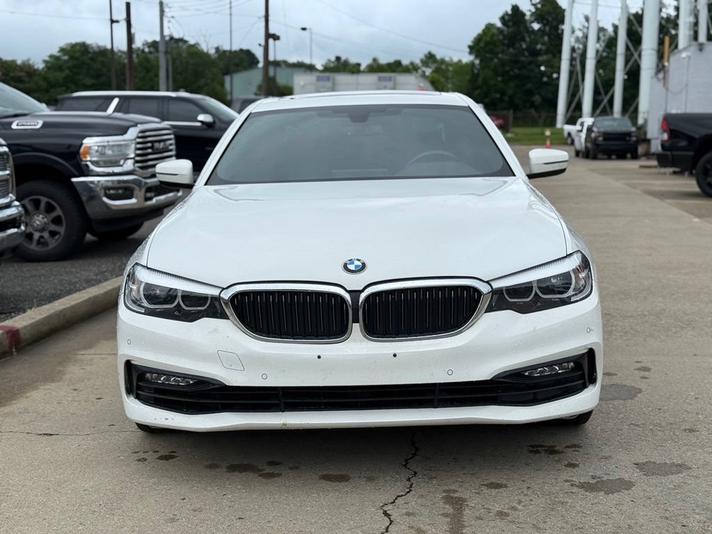Used 2018 BMW 530e RWD image 3