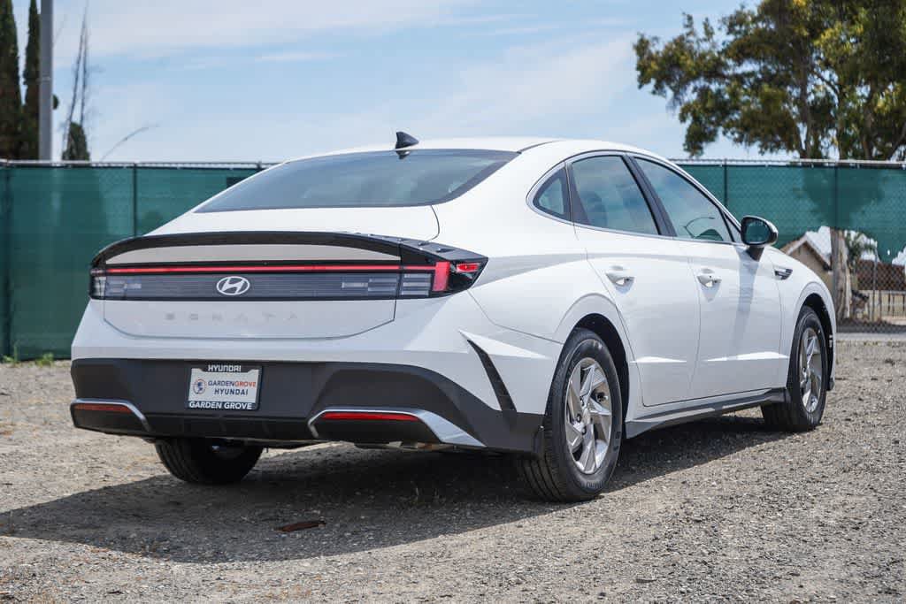 New 2026 Hyundai Sonata SE FWD image 4