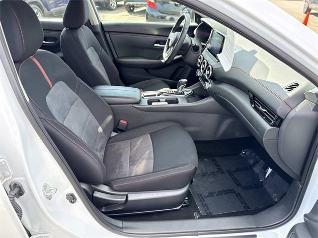Used 2024 Nissan Sentra SR image 9