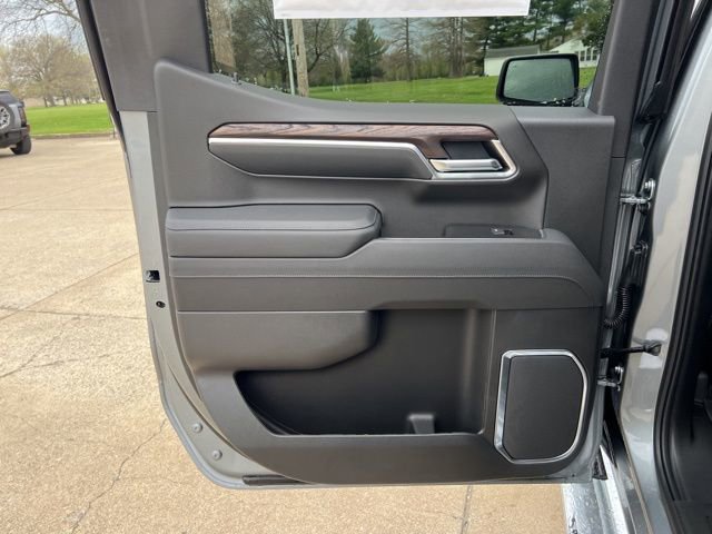 New 2026 GMC Sierra 1500 SLT image 26