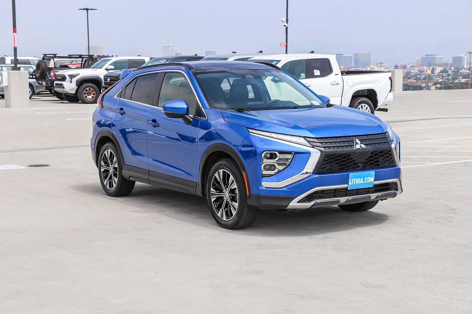 Used 2022 Mitsubishi Eclipse Cross SE FWD image 3