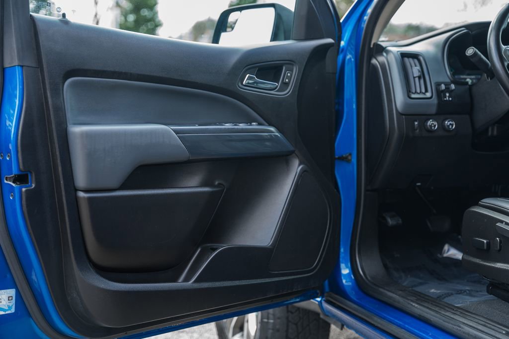 Used 2019 Chevrolet Colorado Z71 image 45