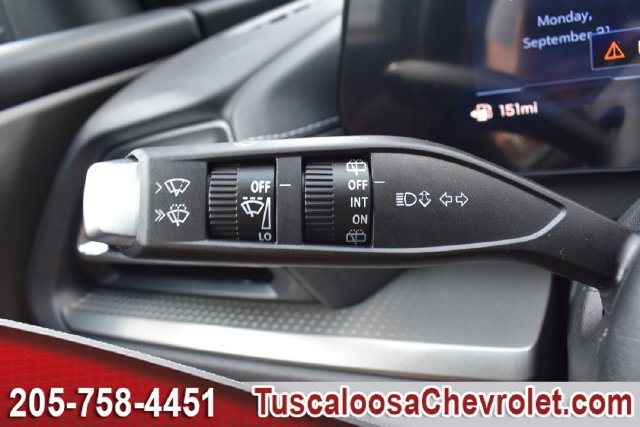 New 2027 Chevrolet Traverse LT w/ LPO, Floor Liner Package FWD image 25
