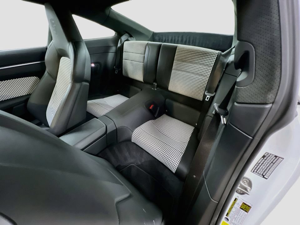 Certified 2023 Porsche 911 Sport Classic RWD image 23