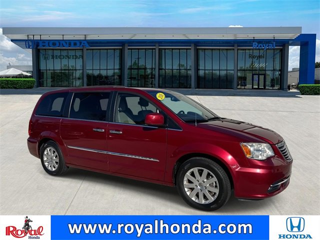 Used 2016 Chrysler Town & Country Touring w/ Driver Convenience Group