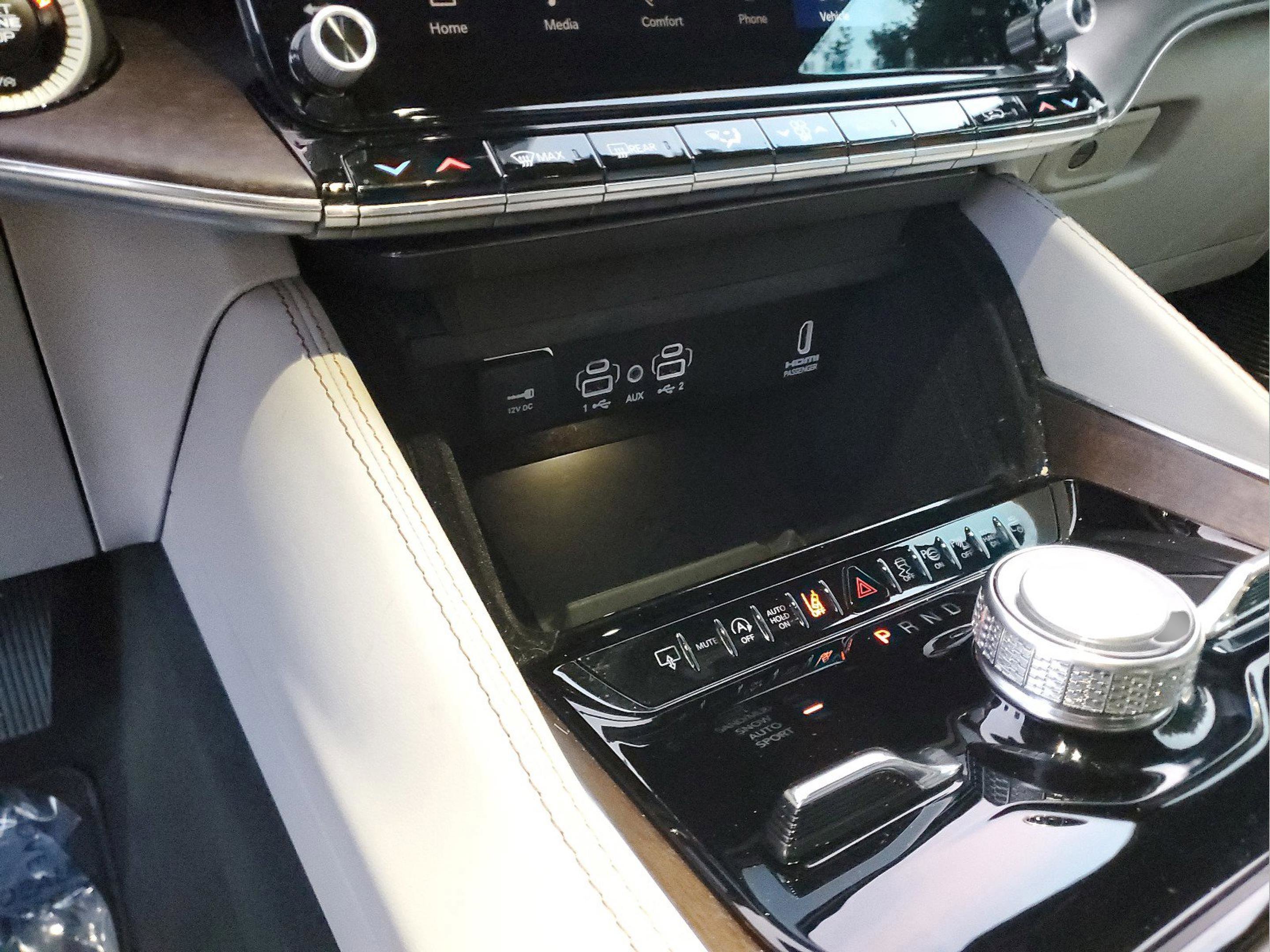 Certified 2025 Jeep Grand Wagoneer 4WD image 20