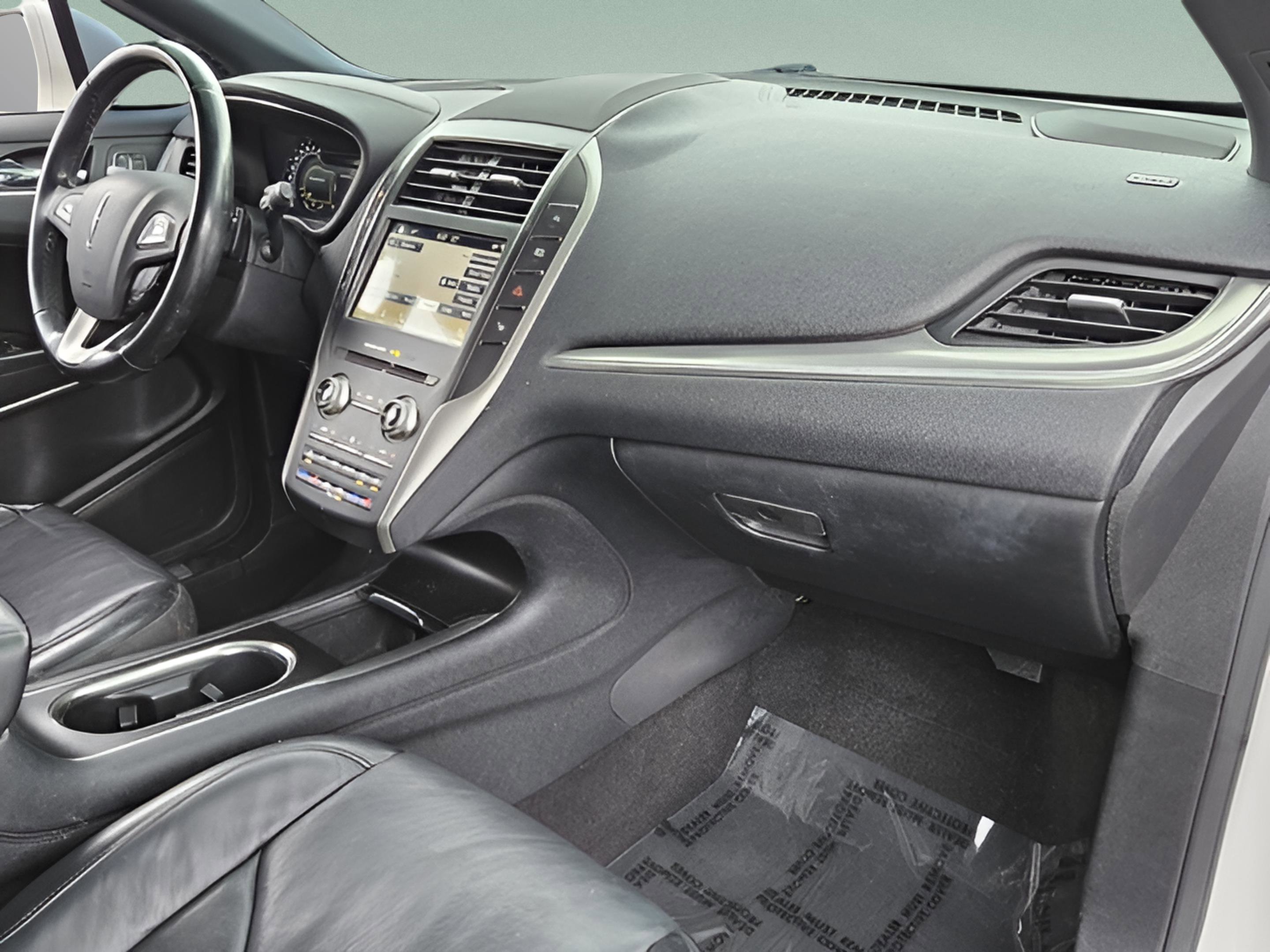 Used 2019 Lincoln MKC Reserve w/ MKC Technology Package image 16