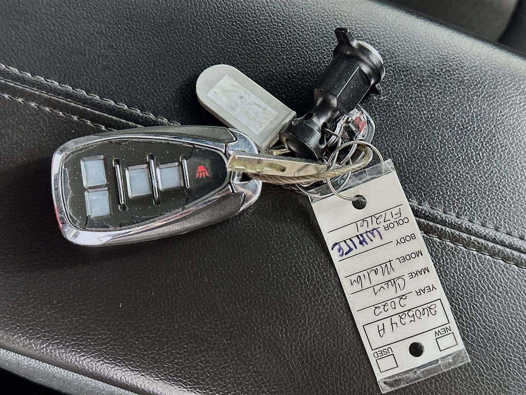 Used 2022 Chevrolet Malibu LT image 34