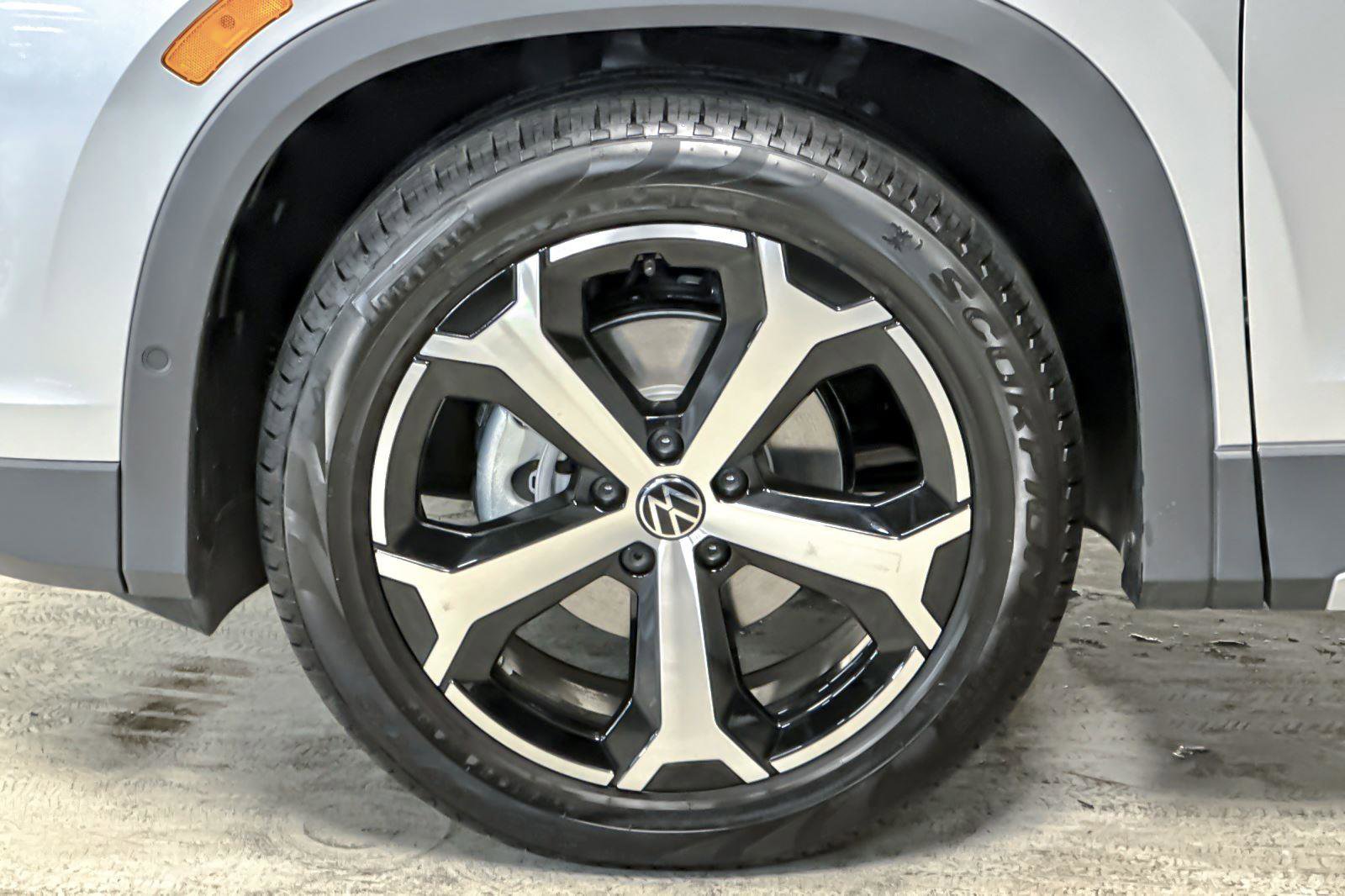 New 2026 Volkswagen Tiguan SE image 23