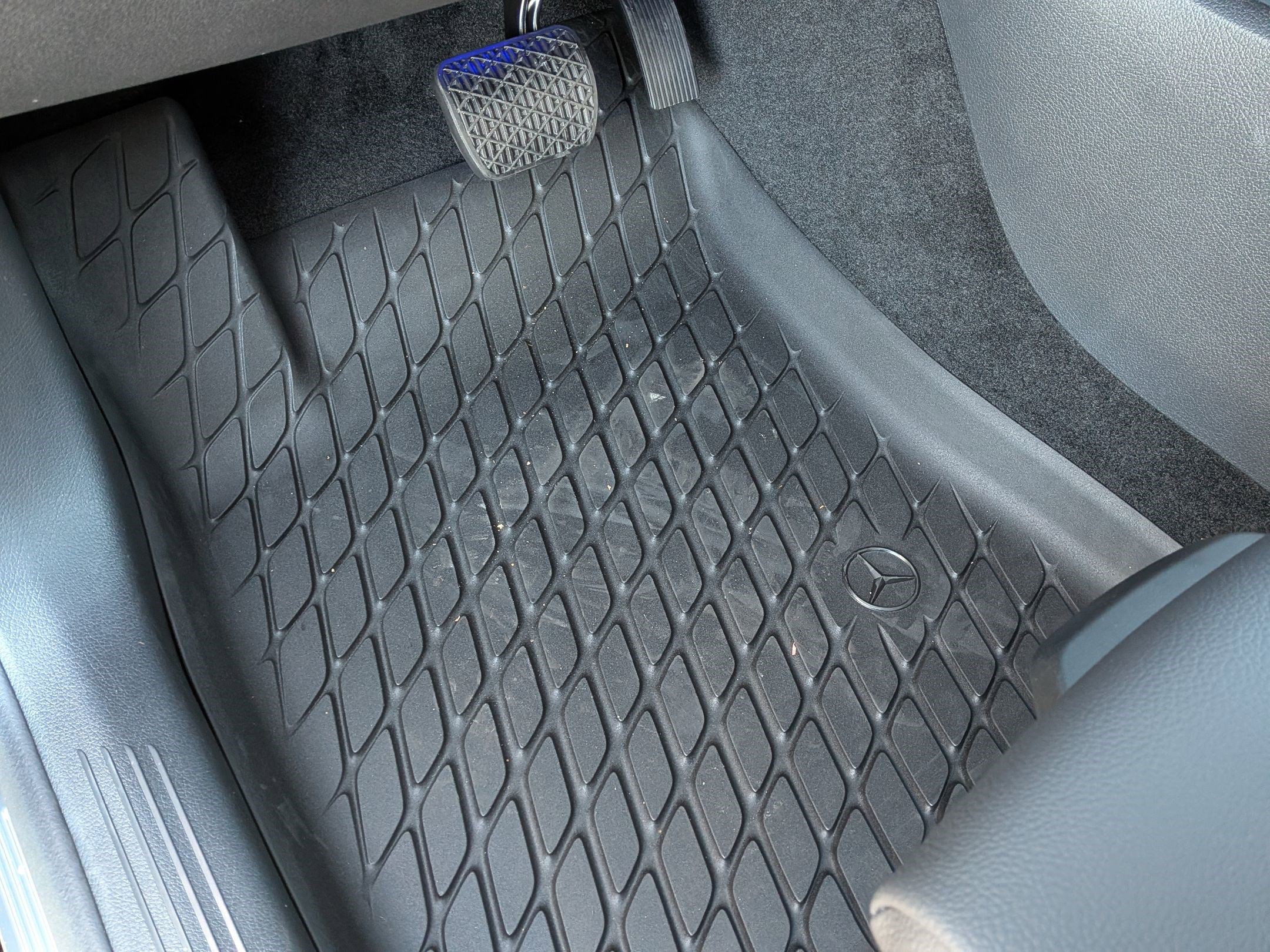 New 2026 Mercedes-Benz GLB 250 image 18