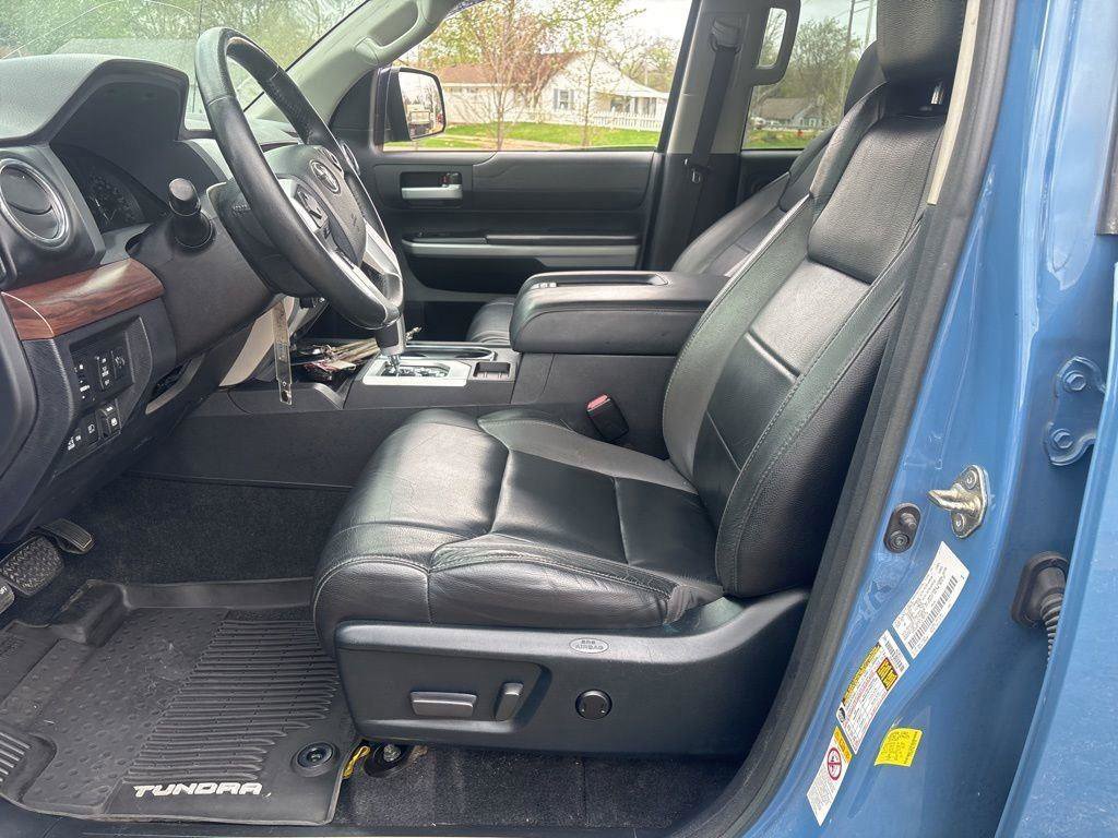 Used 2018 Toyota Tundra Limited AWD/4WD image 10