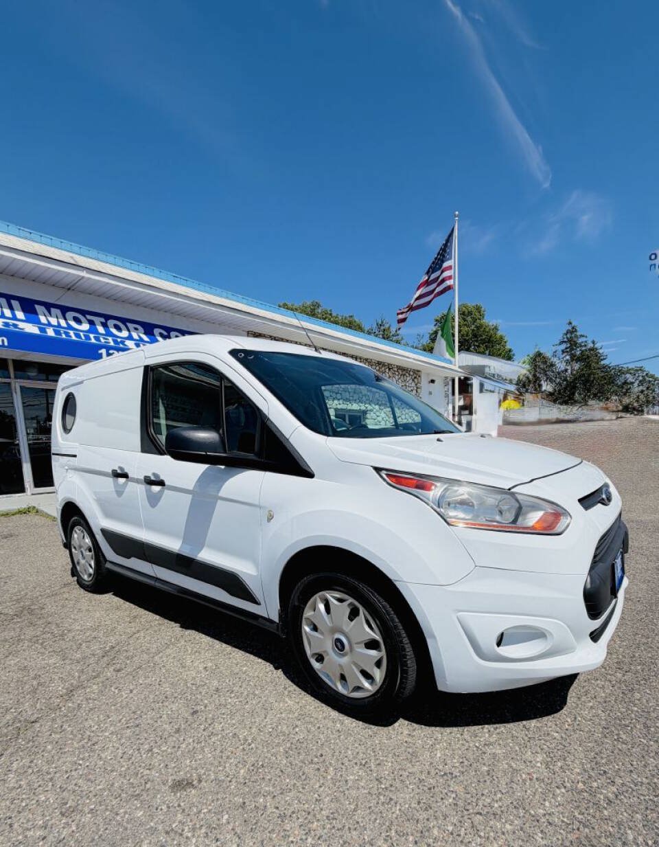 Used 2016 Ford Transit Connect XLT FWD image 3
