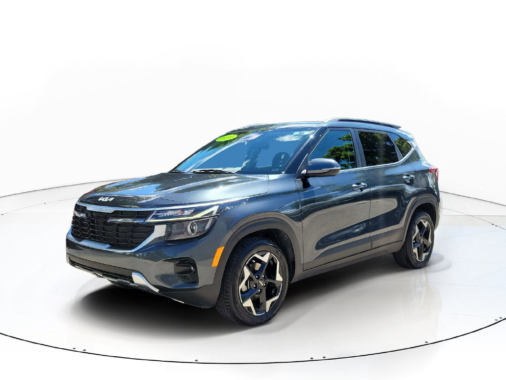 Certified 2024 Kia Seltos EX FWD image 3