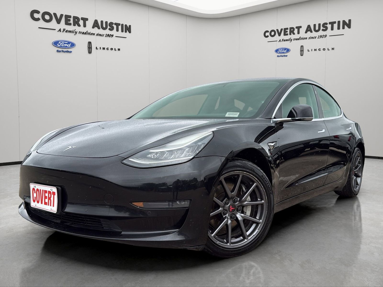 Used 2019 Tesla Model 3 Standard Range Plus RWD image 1