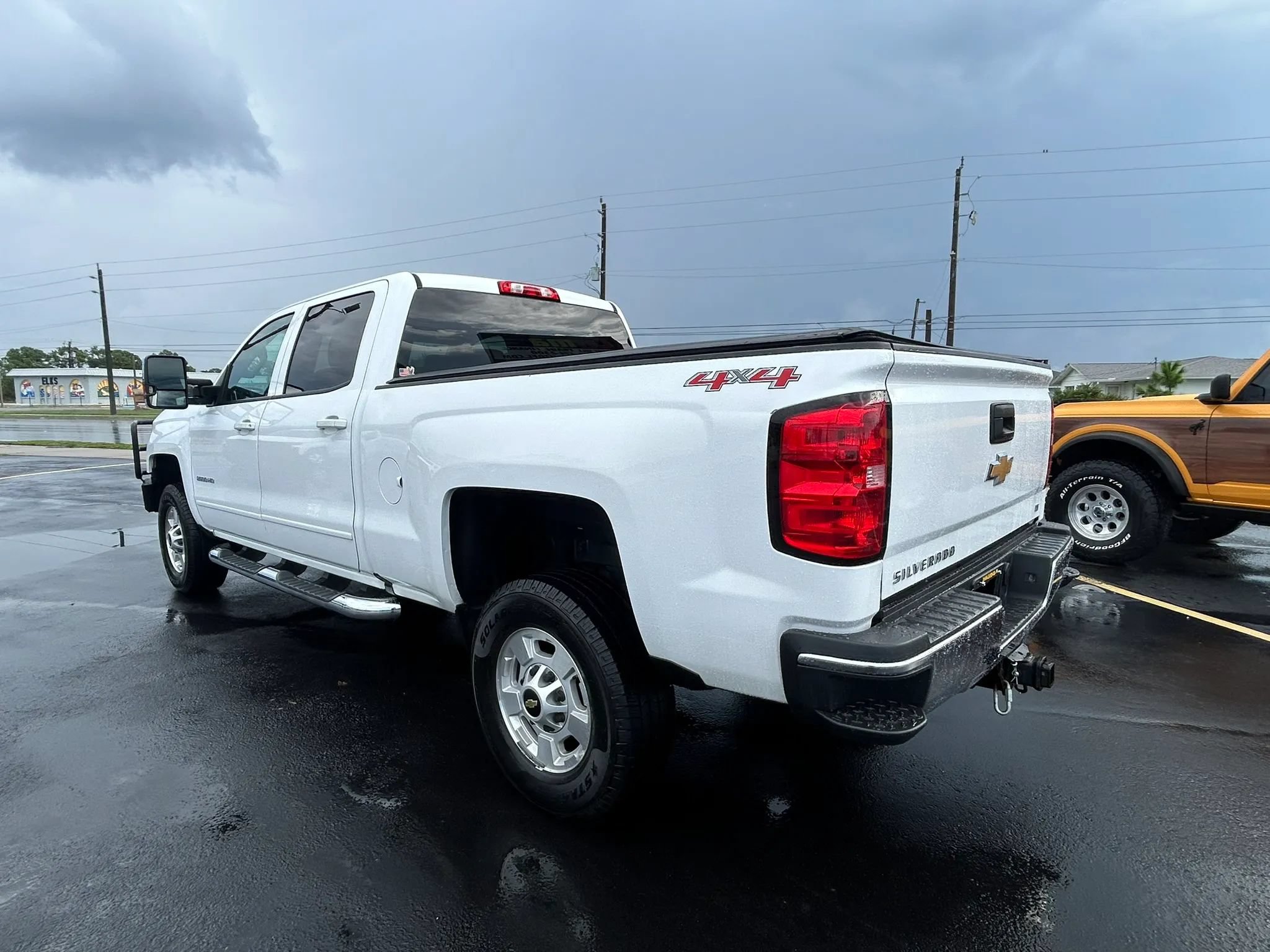 Used 2016 Chevrolet Silverado 2500 LT w/ All Star Edition AWD/4WD image 7