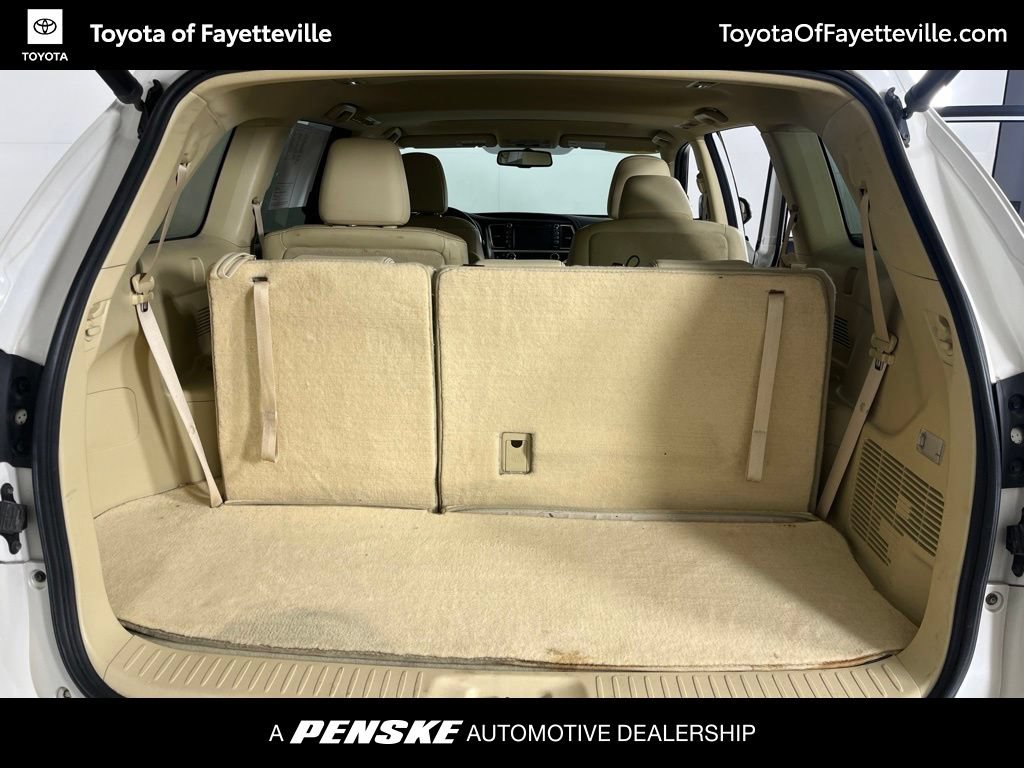 Used 2015 Toyota Highlander Limited FWD image 11