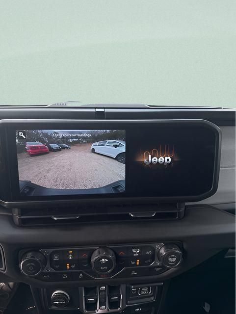 New 2026 Jeep Gladiator Sport AWD/4WD image 18