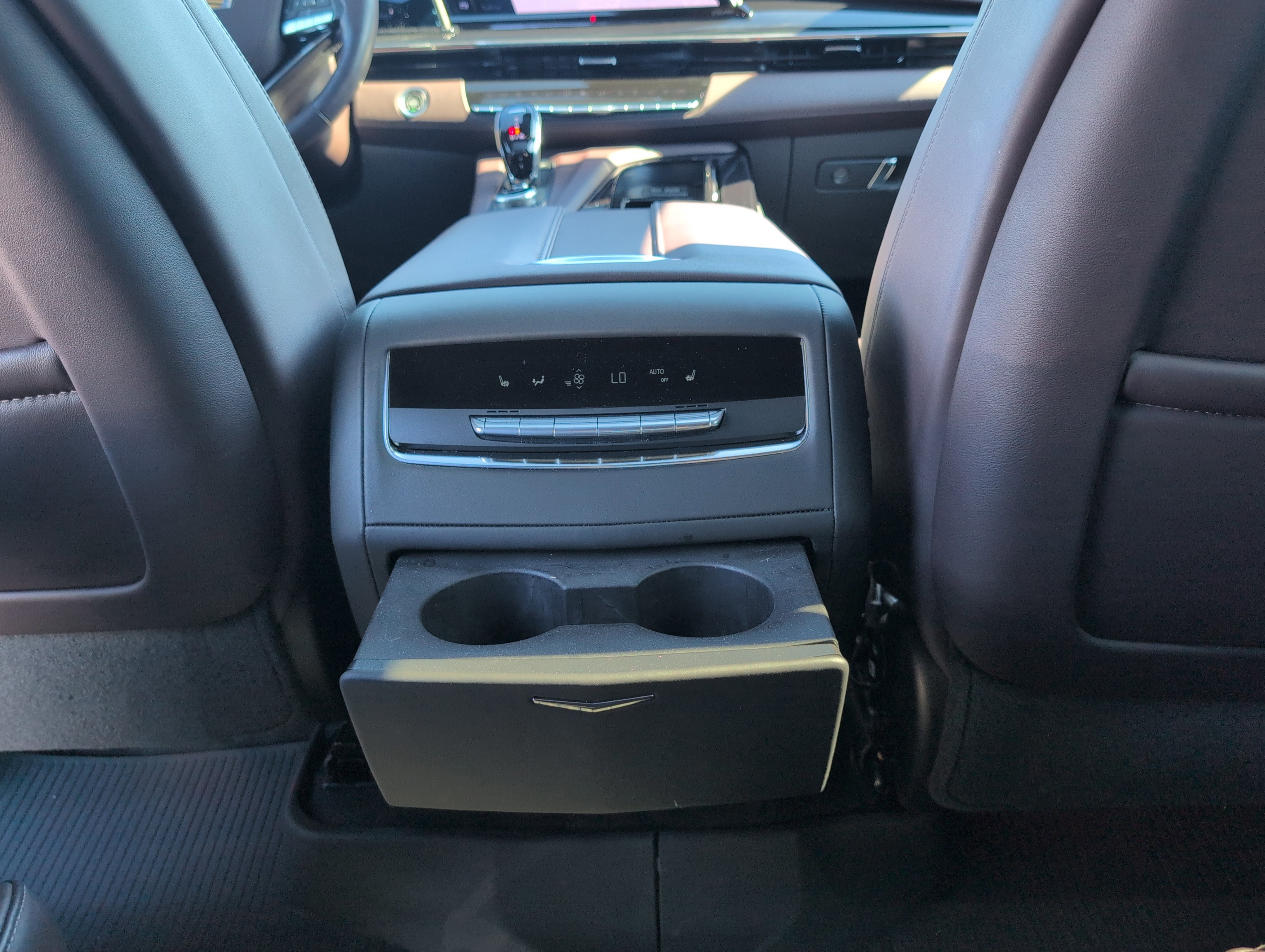 Certified 2024 Cadillac Escalade V image 30