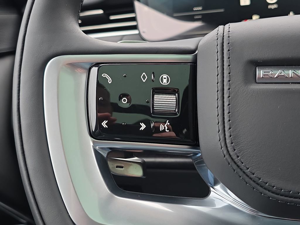 New 2026 Land Rover Range Rover SE AWD/4WD image 17