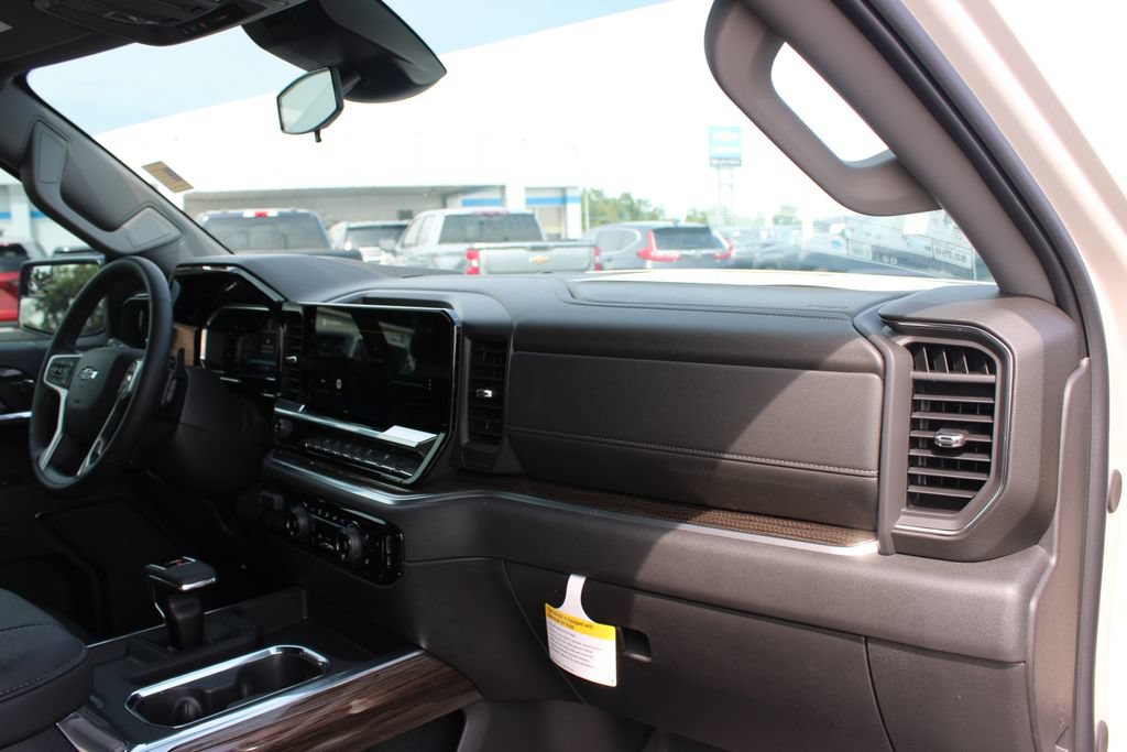 New 2026 Chevrolet Silverado 1500 RST AWD/4WD image 32