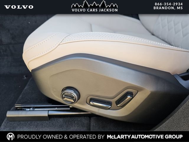 New 2026 Volvo XC60 B5 Plus w/ Protection Package Premier image 14
