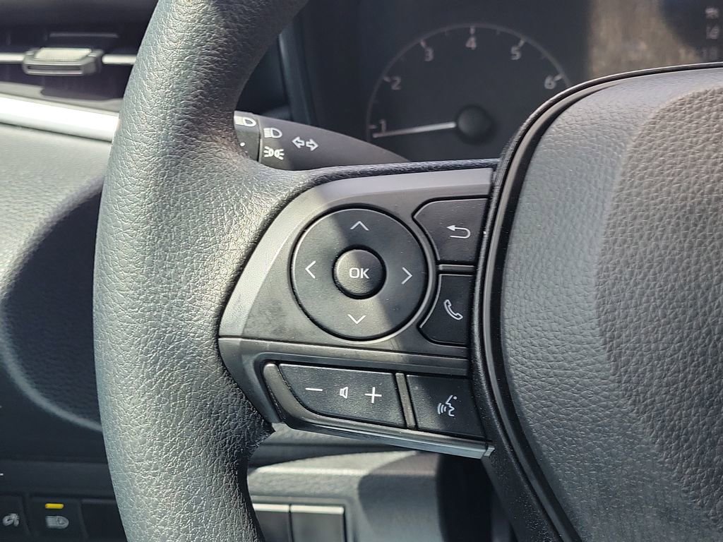 Certified 2023 Toyota Corolla LE image 25