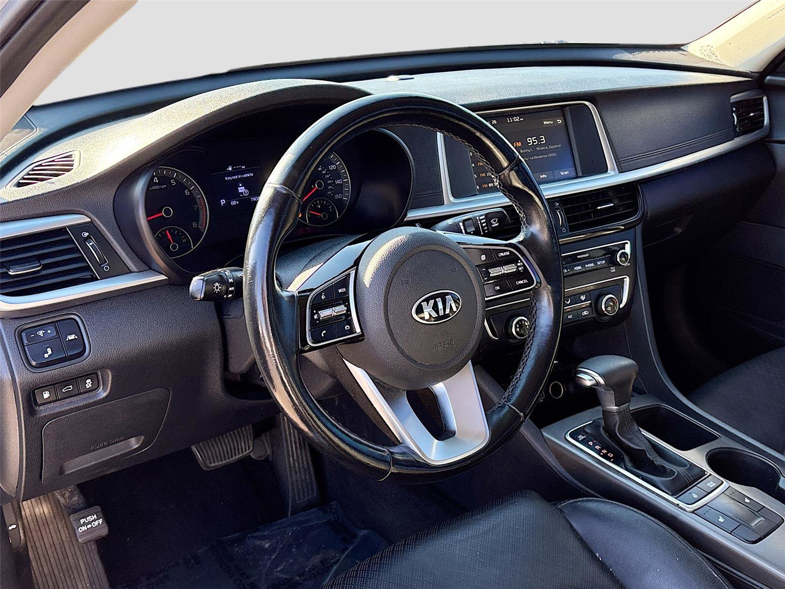 Used 2020 Kia Optima SE image 10