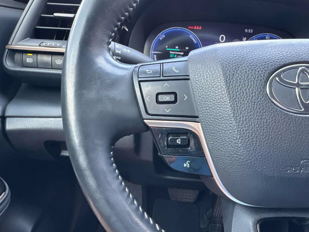 Used 2024 Toyota Crown AWD/4WD image 42