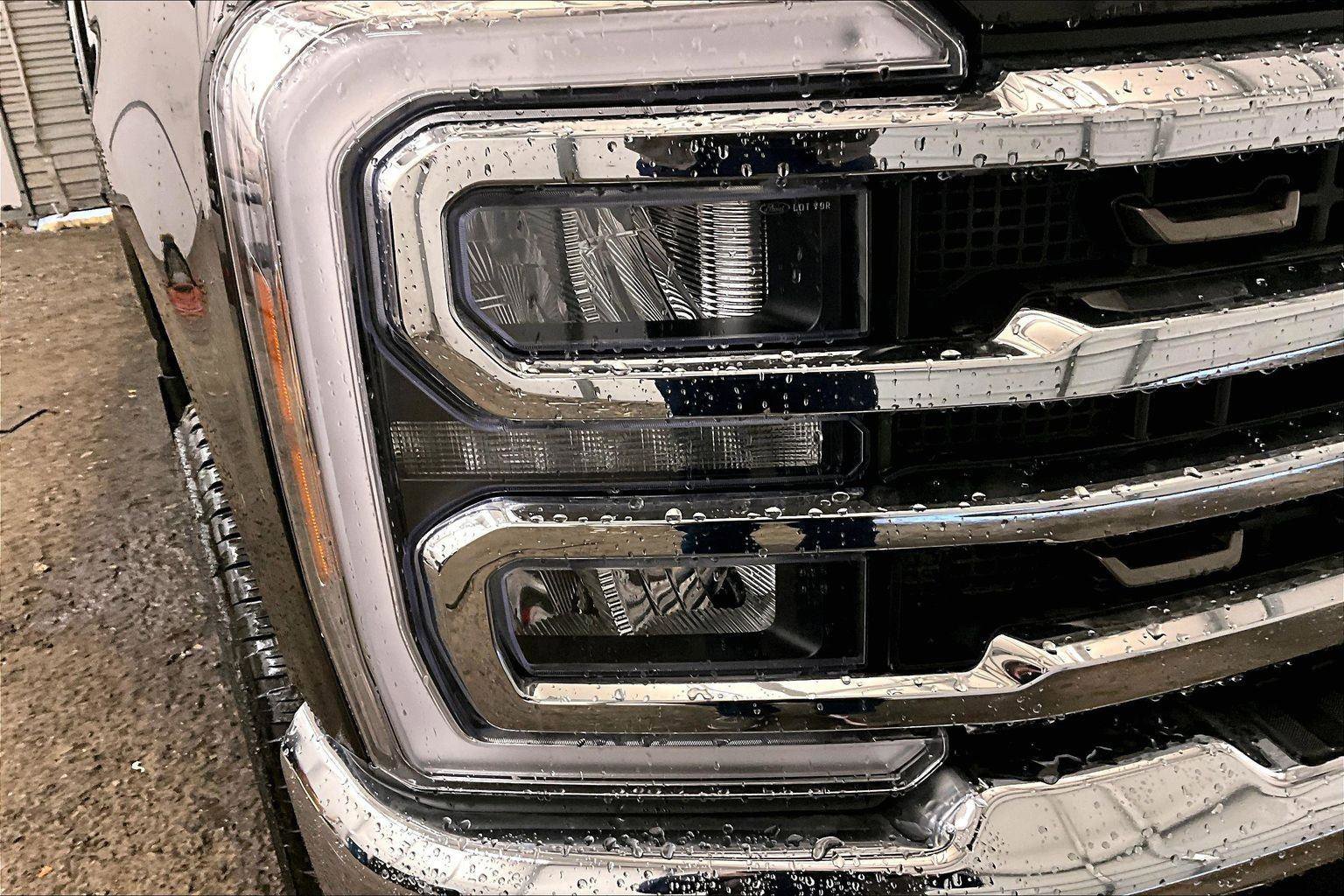 Used 2024 Ford F350 King Ranch w/ Chrome Package image 27