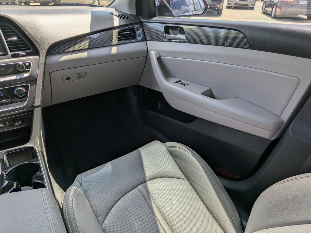 Used 2019 Hyundai Sonata Limited FWD image 15