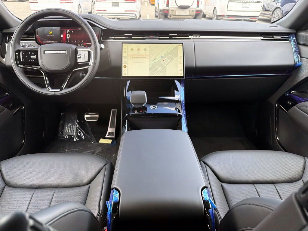 New 2026 Land Rover Range Rover Sport Dynamic SE AWD/4WD image 13