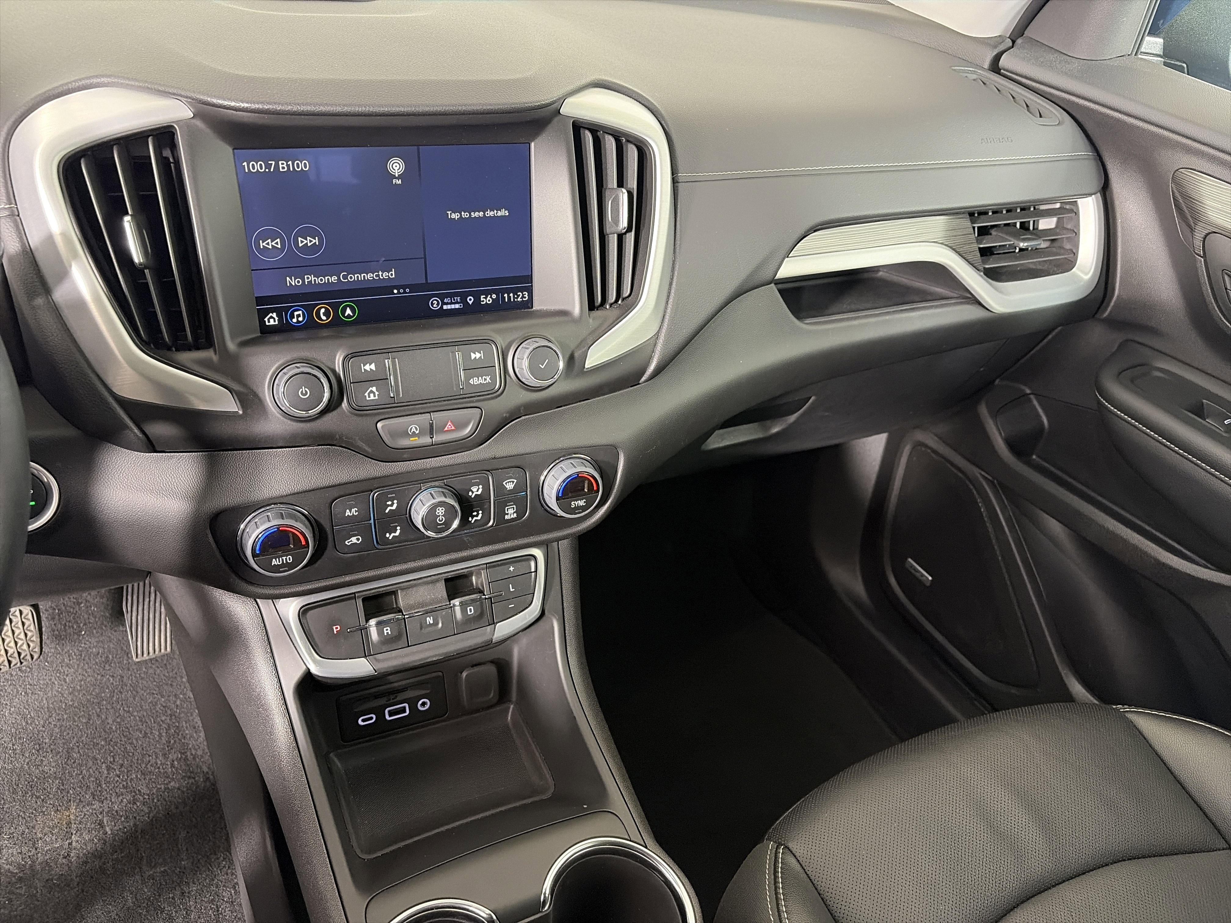Certified 2024 GMC Terrain SLT w/ Infotainment Package II AWD/4WD image 4