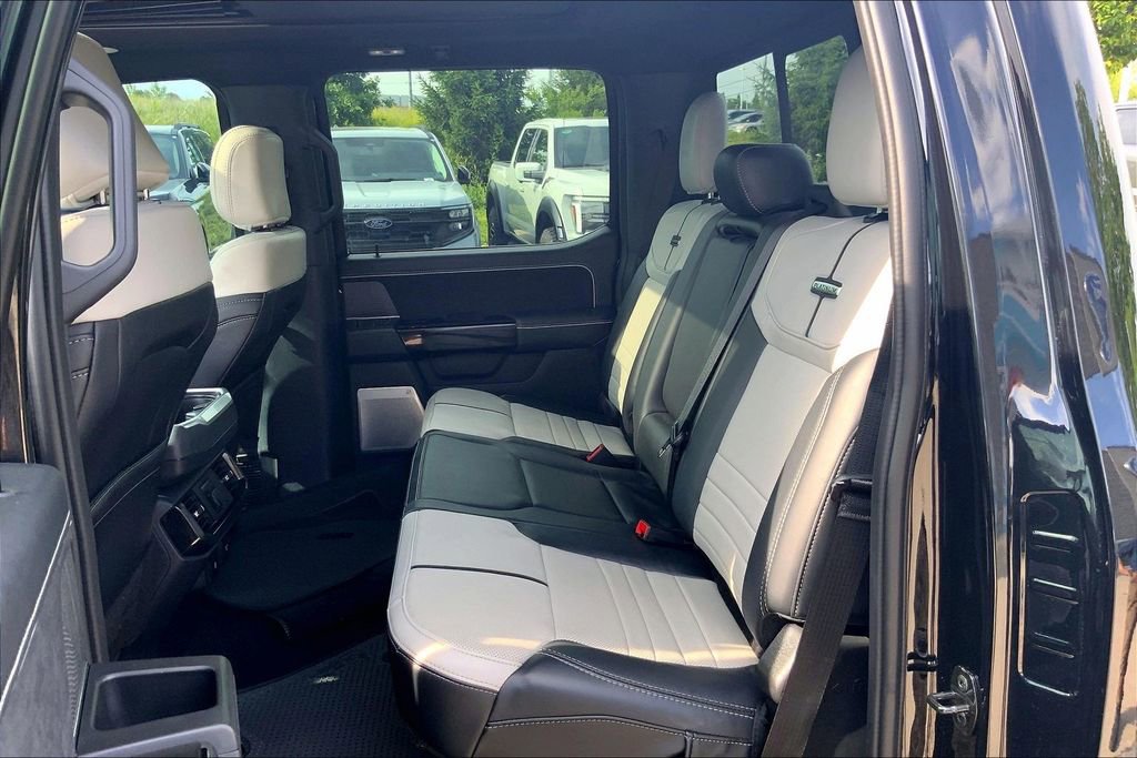 Used 2023 Ford F150 Lightning Platinum AWD/4WD image 11