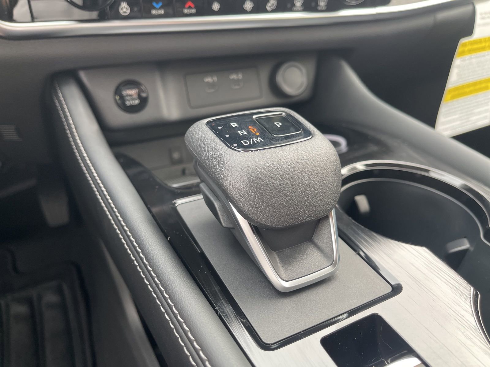 New 2026 Nissan Rogue Platinum image 34