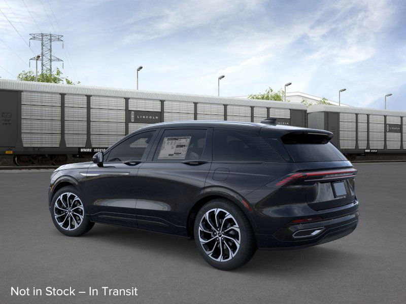 New 2026 Lincoln Nautilus Reserve image 4