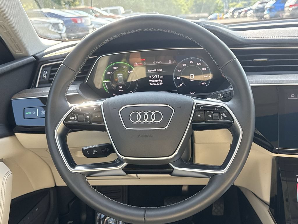 Used 2024 Audi Q8 e-tron Premium Plus AWD/4WD image 11