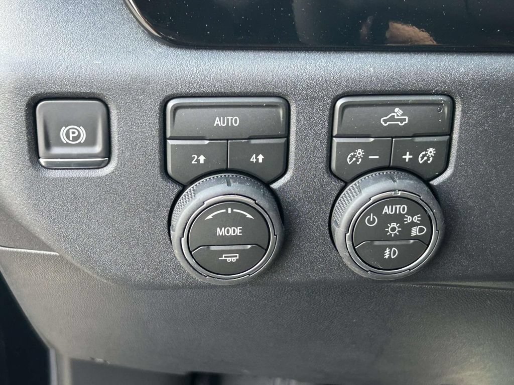 New 2026 Chevrolet Silverado 1500 RST w/ RST Select Package AWD/4WD image 26