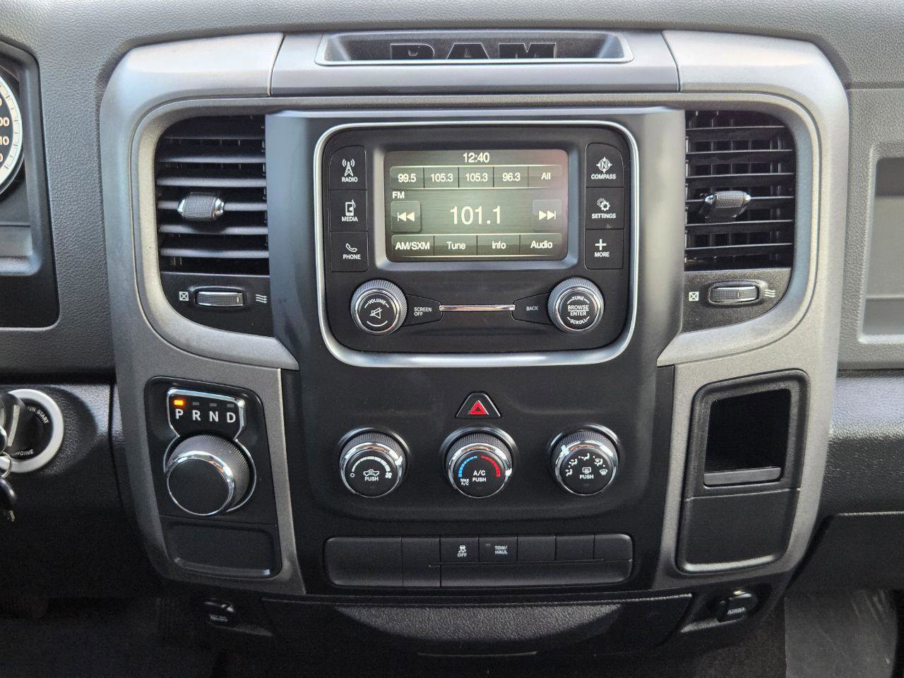 Used 2015 RAM 1500 Express image 20