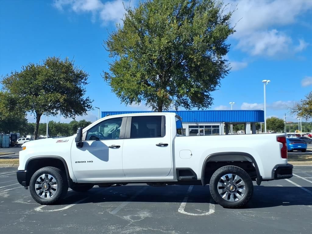Used 2024 Chevrolet Silverado 2500 Custom w/ Custom Value Package AWD/4WD image 10