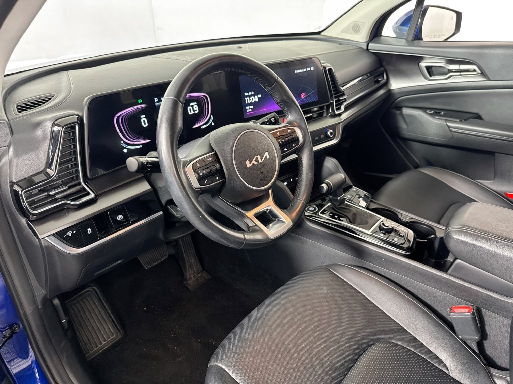 Used 2024 Kia Sportage EX FWD image 9