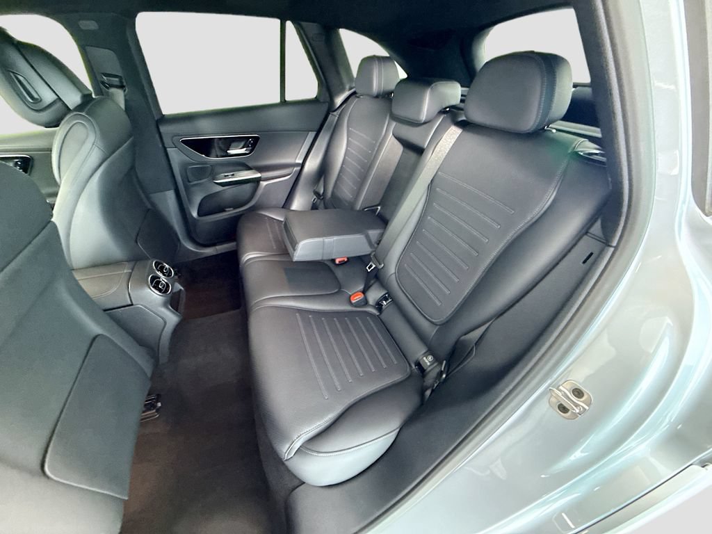 Certified 2026 Mercedes-Benz GLC 300 image 21